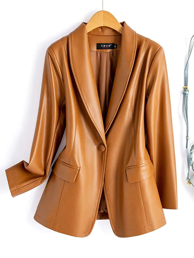 Giacca Elegante da Donna in Pelle di Agnello, Vestibilità Slim, Sensazione di Lusso, Primavera 2025, per il Lavoro, Manica Lunga, Lunghezza Regolare