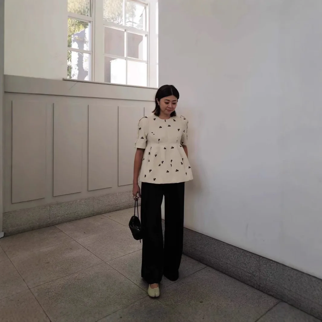 

Gagarich Japanese Spring Summer Fashion Women Temperament Ins Silhouette Art Series Top Straightening Temperament Blouse Top