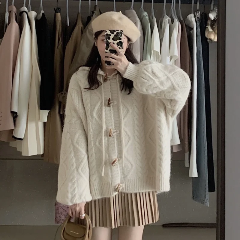 

Knitting cardigan Autumn and Winter 2023 New college milk white fried dough twist cow horn button hooded soft waxy sweater coat