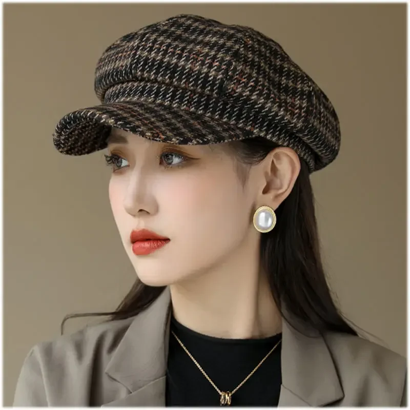 Autumn and Winter New Ladies Octagonal Hat Painter Big Face British Korean Version Beret Fashion Soft Top Short Brim Plaid Cap