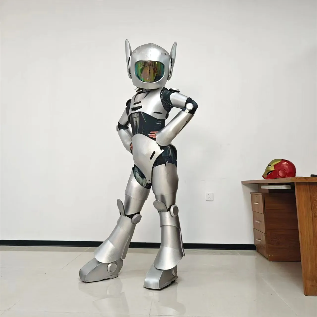 Mecha Universe 1:1 Silver Interstellar Beauty Wearable Real People Proportions Equal Proportions Robot Costumes Christmas Gift