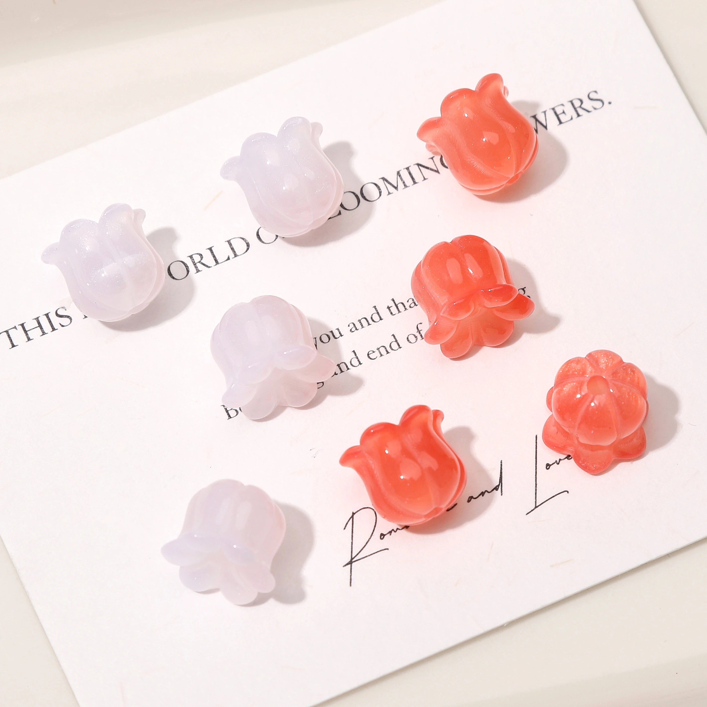 2/7pcs UV Color Changing Resin Bell Flower Beads