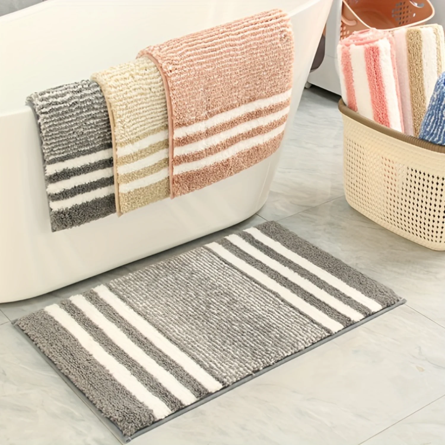 

Super Absorbent Skid-Resistant Plush Stripe Bath Mat - Velvety Soft Microfiber, Durable, Machine Washable, Perfect for Bathroom,