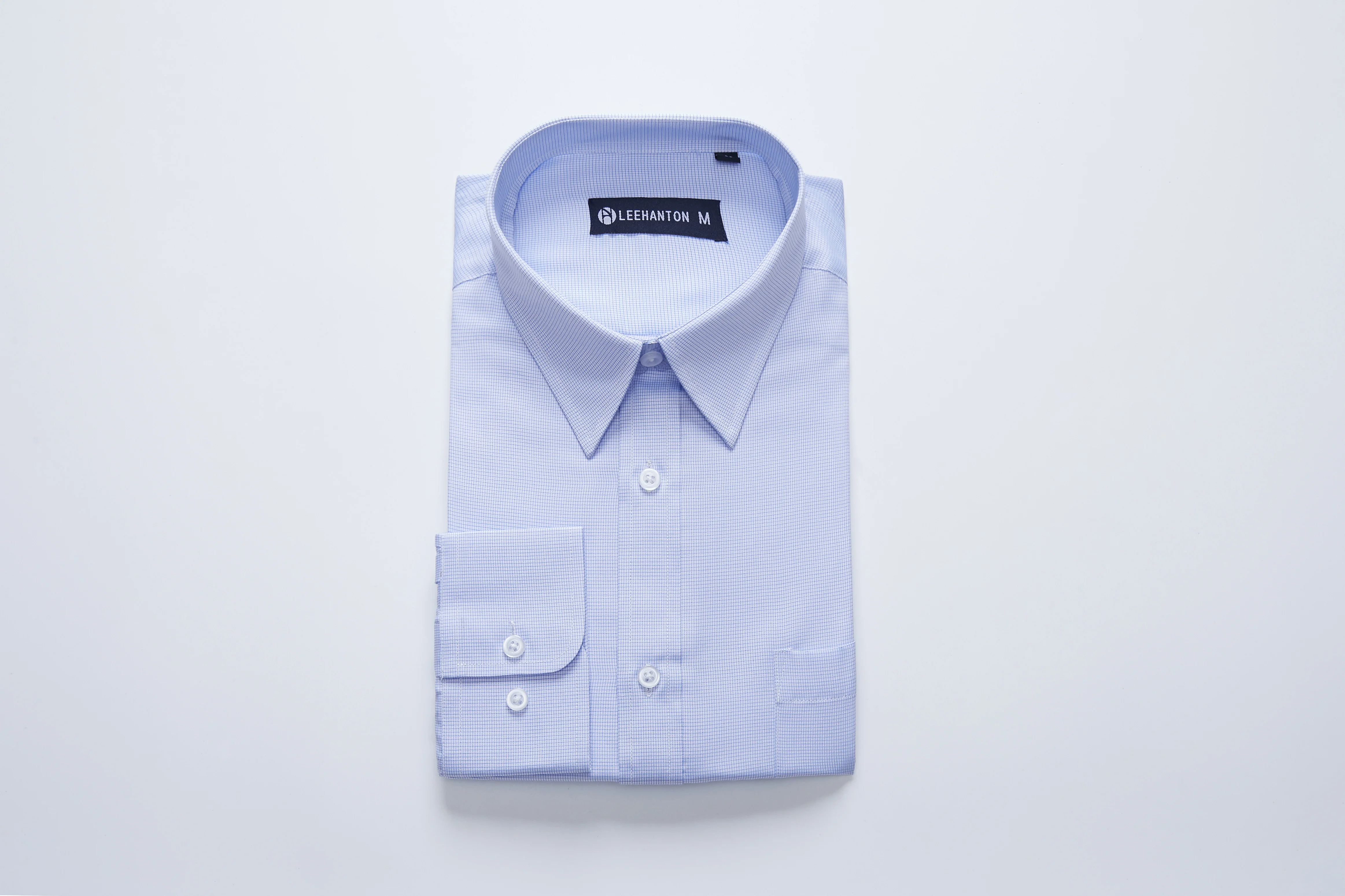 Kemeja lengan panjang kasual modis pria kerah warna solid sederhana atasan bisnis kasual ringan dan sejuk