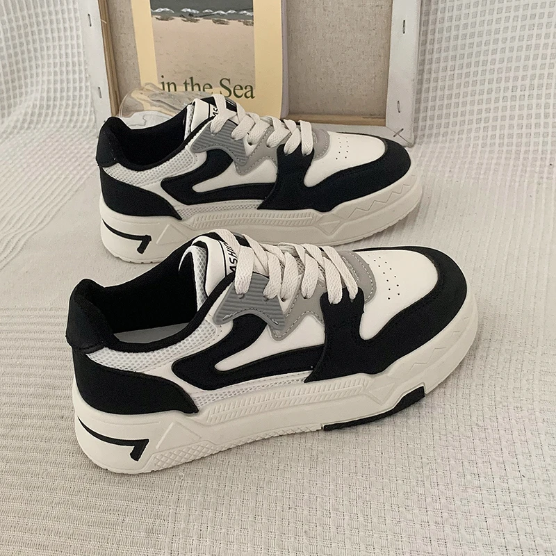 2024 Brand Leather Women's Sneakers White Platform Woman Sports Sneakers Female Vulcanized Shoes Sneakers Casual Ladies Trainers