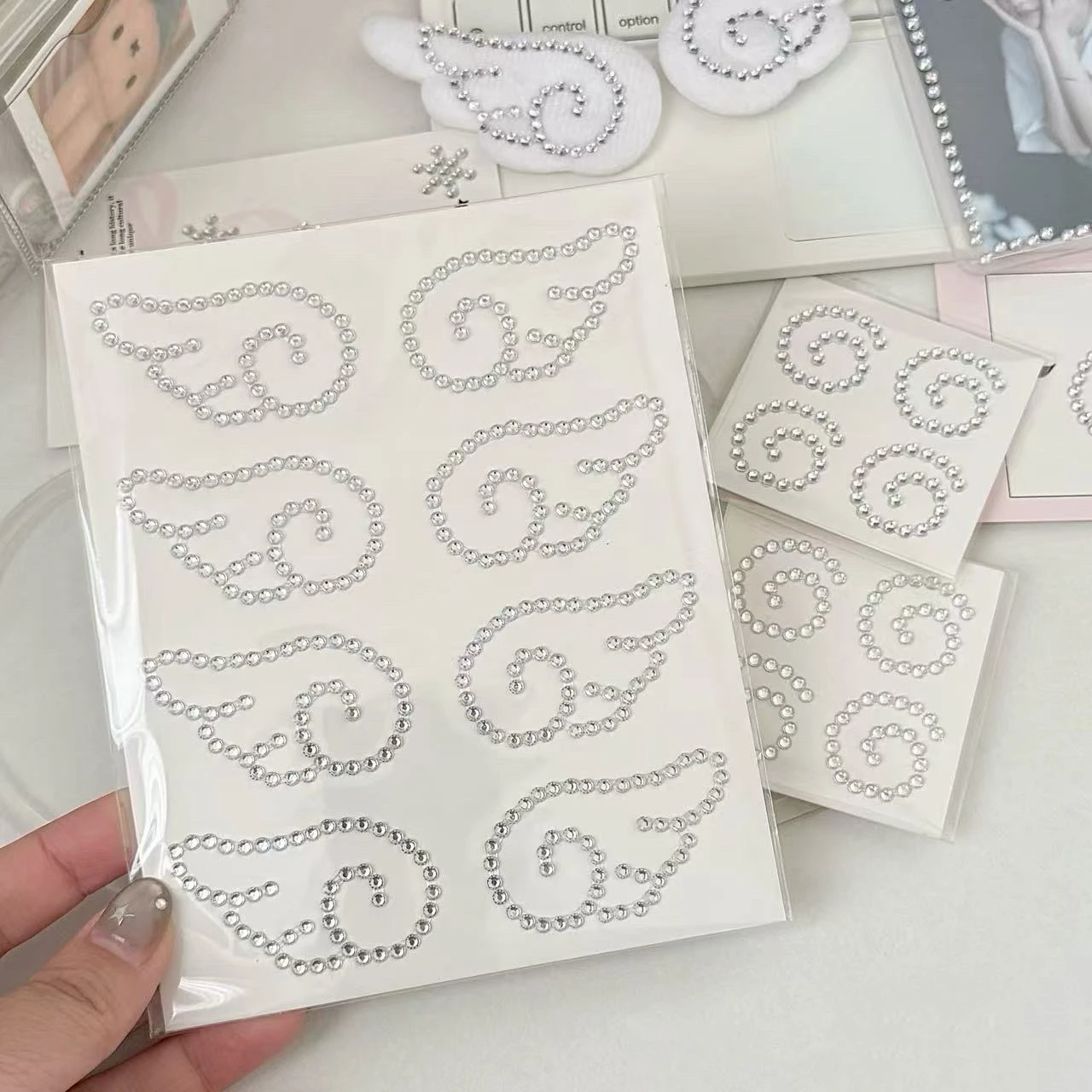 Kpop Fotokarten-Deko-Aufkleber, Silberne Strass-Stern- & Herz-3D-Sticker, Geschenkverpackung Glitzer DIY Scrapbooking-Aufkleber – Detail 6