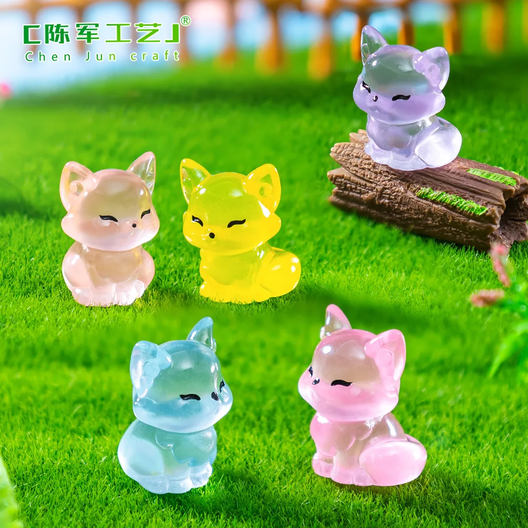 6Pcs Creative Luminous Fox Mini Figurines Accessories DIY Decor Mini Ornaments for Desktop Car Micro Landscape Craft Supplies