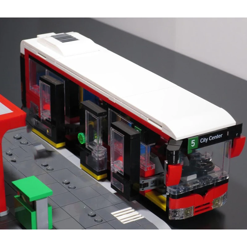 シティカーモデル Moc ビルディングブロック シティバスモード テクノロジーモジュラーシーンブロック クリスマス DIY おもちゃ ホリデーギフト