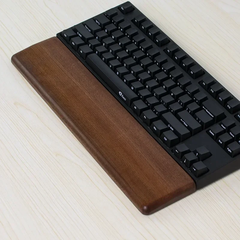 カスタマイズされたウォールナットウッドのリストレストキーボード