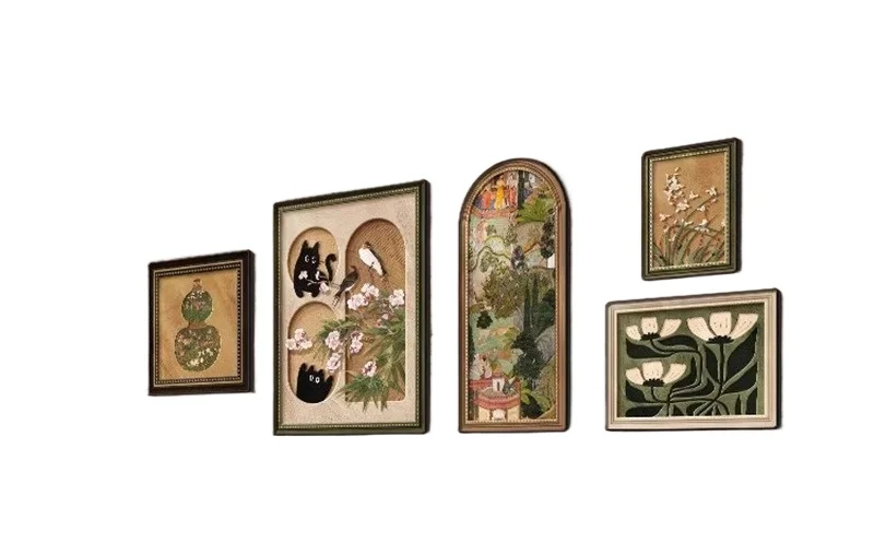 

Living room French antique decorative painting cat niche art combination painting retro sofa background wall