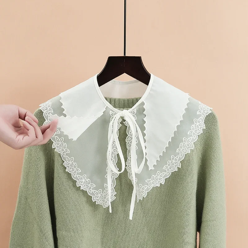 White Lace Fake Collar for Women Embroidered False Collar Shirt Blouse Doll Sweater Decorative Shirt Detachable Collar