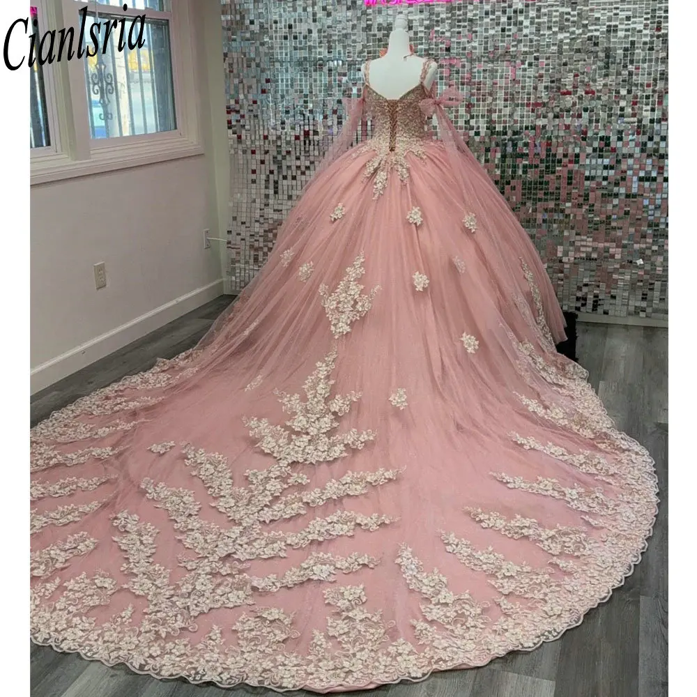 Vestidos De quinceañera con cuentas De cristal rosa, vestido De baile con tirantes finos, Apliques De encaje, 15 Años