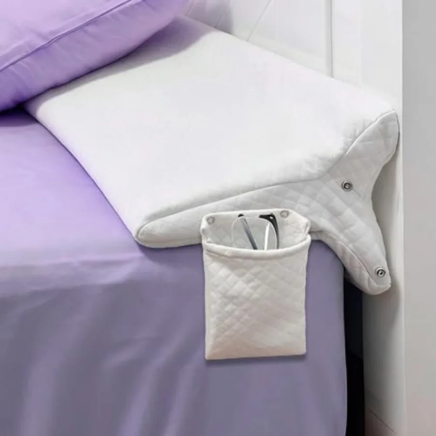 

Наполнитель для зазора между кроватями из высокоплотного пенополиуретана, подушка-заполнитель для зазора у изголовья кровати с 2 карманами и съемным моющимся чехлом, предотвращающий скольжение.