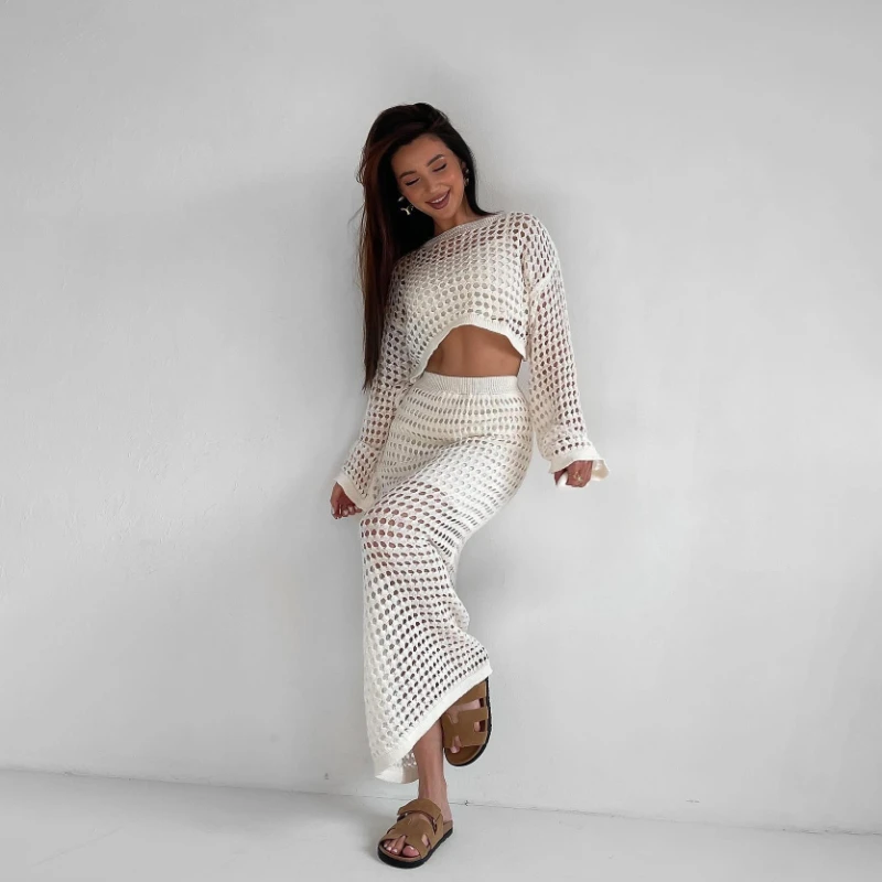 

Spring Wear Suit, New Women's Clothing, Salt Temperament, Light and Mature Style Knitted Hollow Half-length Skirt Two-piece