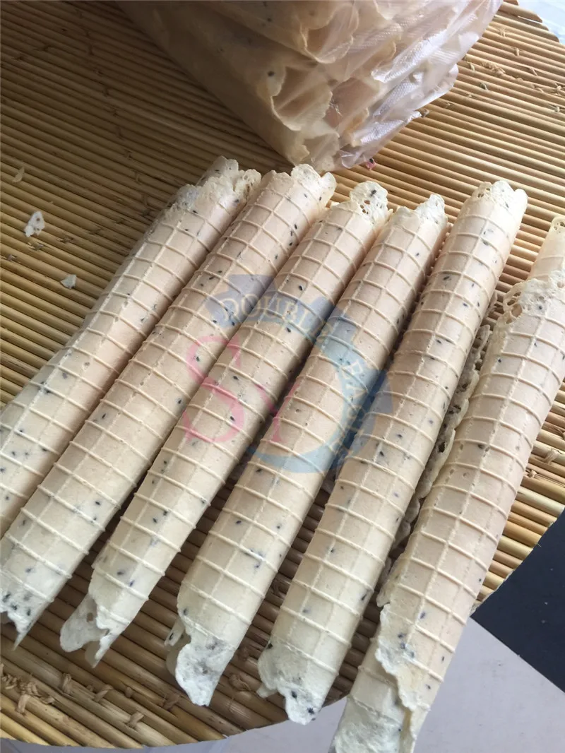 ماكينة صنع كريب البيض الكهربائية التجارية ذات الوجهين الأكثر مبيعًا/أداة خباز قشرة الآيس كريم المقرمشة