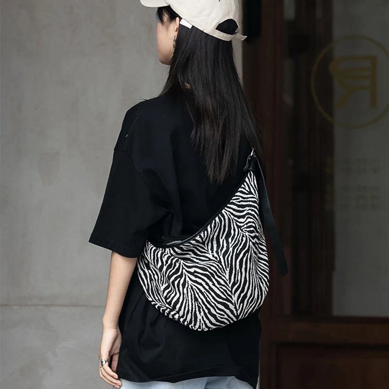 

Fashion Shoulder Bags For Women 2023 Girl Simple Designer Handbags Large Capacity Zipper Zebra Pattern Cloth Crossbody Hobo Bags