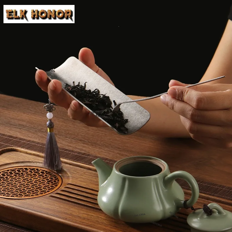 ZAEYORIA Handamde Pure Titanium Tea Scoop Antique Tea Leaf Holder Tassels Chahe Shovel Household Awakening Tea Ladle Tea Items