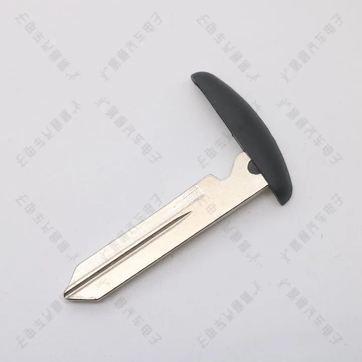 New ford edge flat milling smart card small key sharp tooth right out emergency mechanical small key slot a smart card