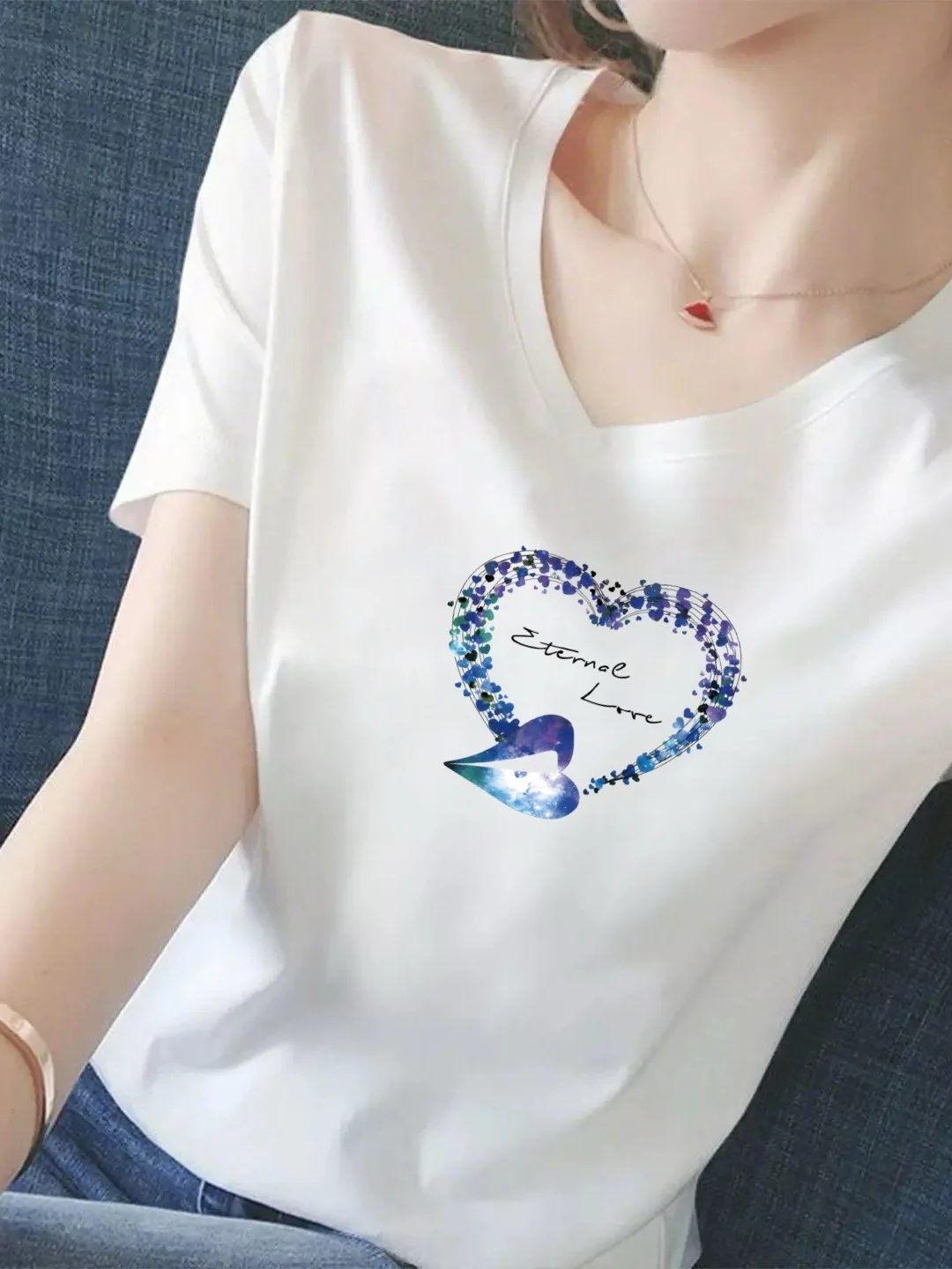 

V-Neck Short Sleeve T-Shirt Women's Loose Casual Style Printed Top for Summer Comfortable Polyester Fiber