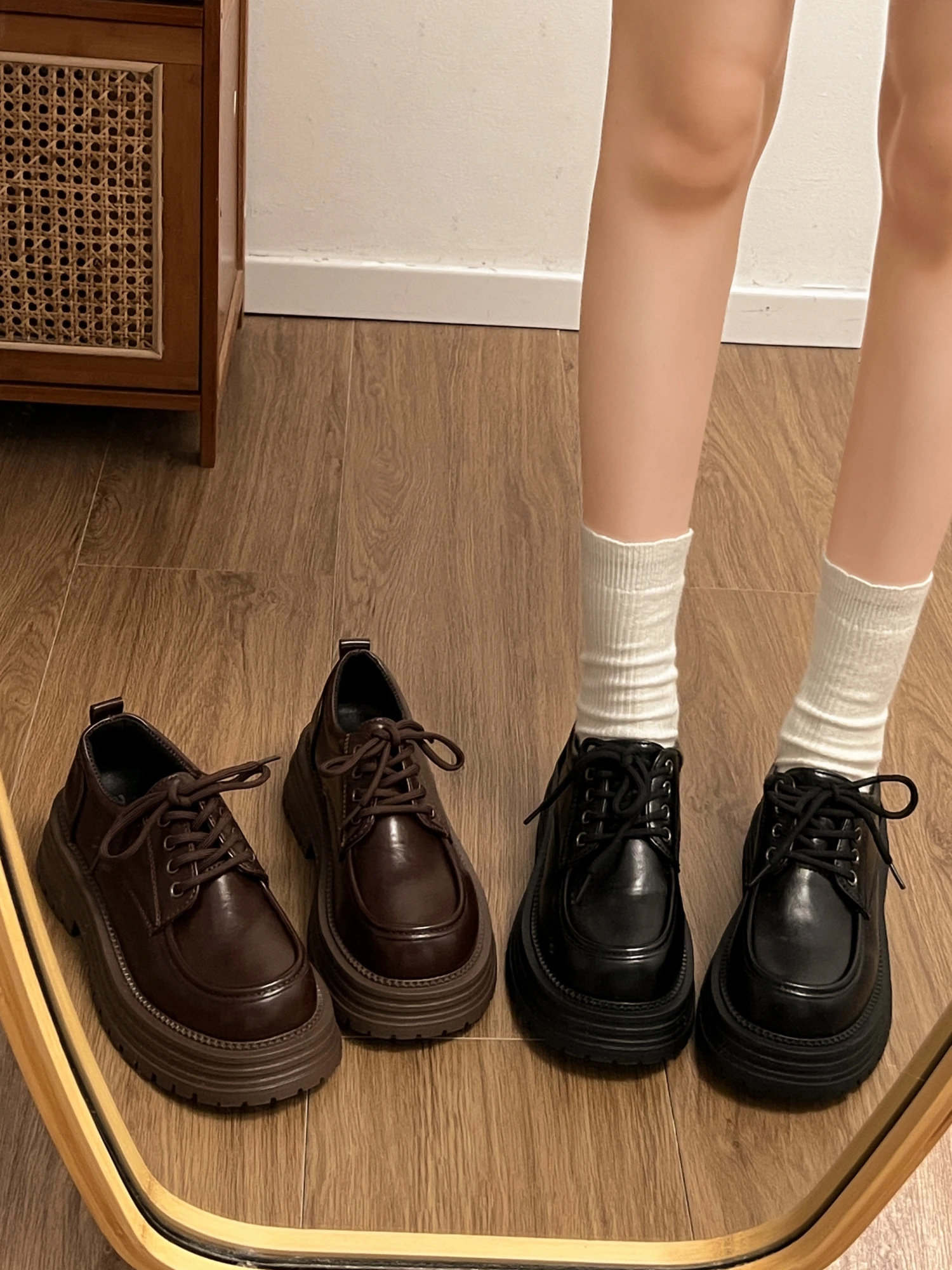 

Women's Thi Heel Loers Fall Season New Sle Briti Sle Retro Lace-Up Versatile oes Increased Height Leather oes