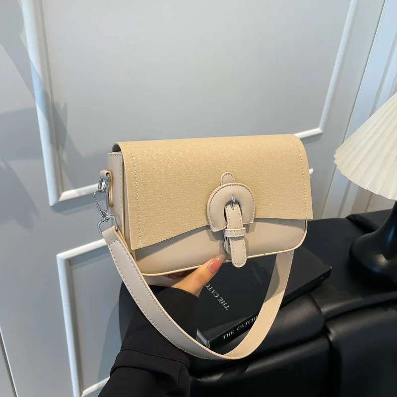 

2025 Fall Minimalist Square Bag Chic Shoulder Purse for Women Niche Crossbody Tote Solid Color Day-to-Night Textured Sling Bag​