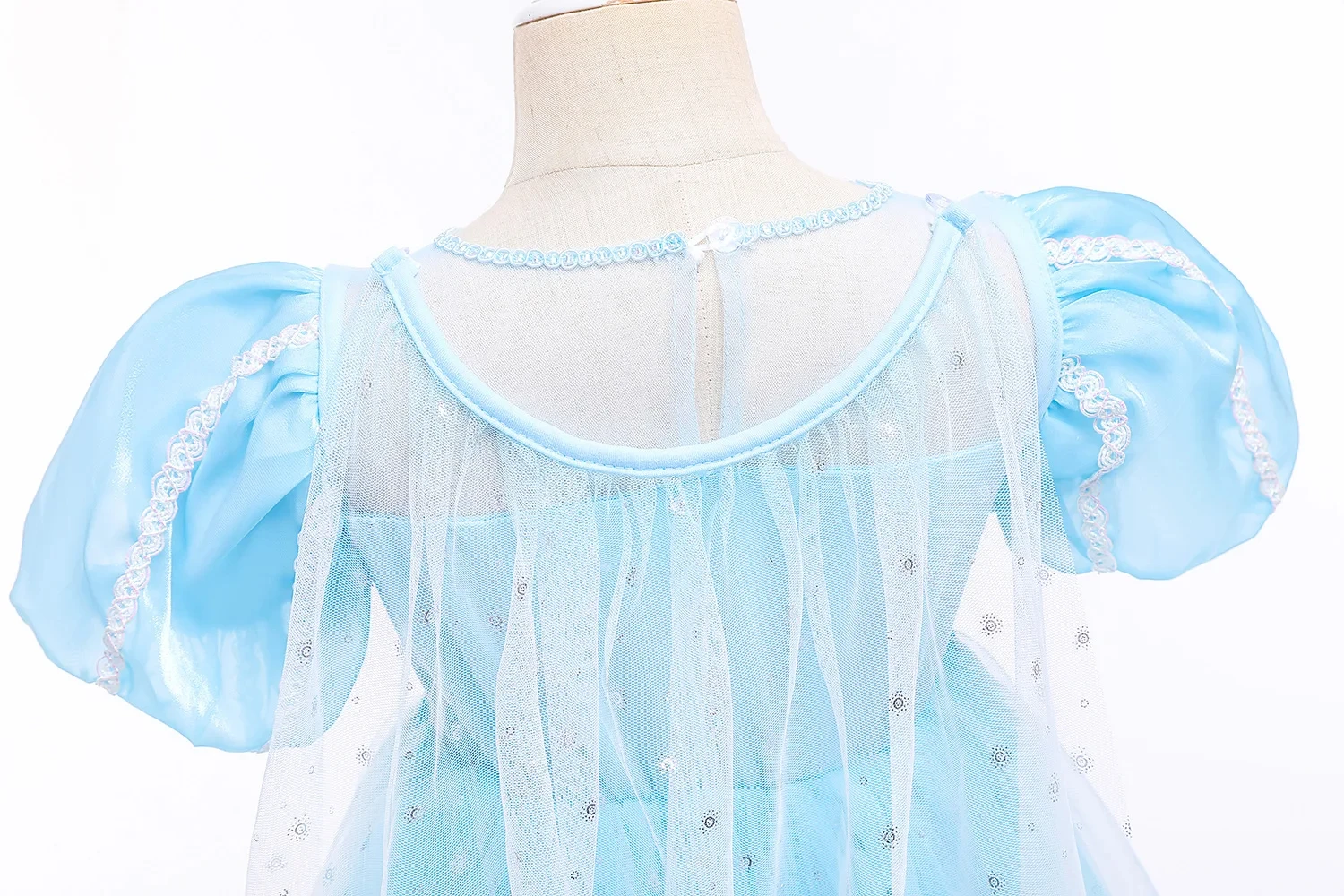 2026 Deluxe Mädchen Blaues Pailletten-Prinzessinnenkleid Schneeflocken-Print Lange Schleppe Puffärmel Kinder Elsa Kostüm Outfit Schneekönigin Ballkleid – Detail 6