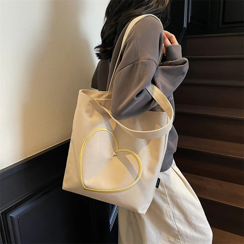 Large Capacity Women's Fashion Trend Canvas Love Single Shoulder Tote Bag Simple Casual Versatile Commuting Storage Bags