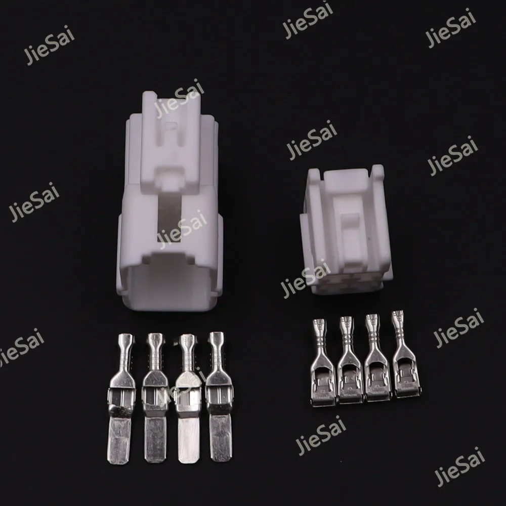 4 Pin 6098-1489 6098-1851 Automobile Cable Connector Car Directional Motor Electronic Booster Pump Module Socket