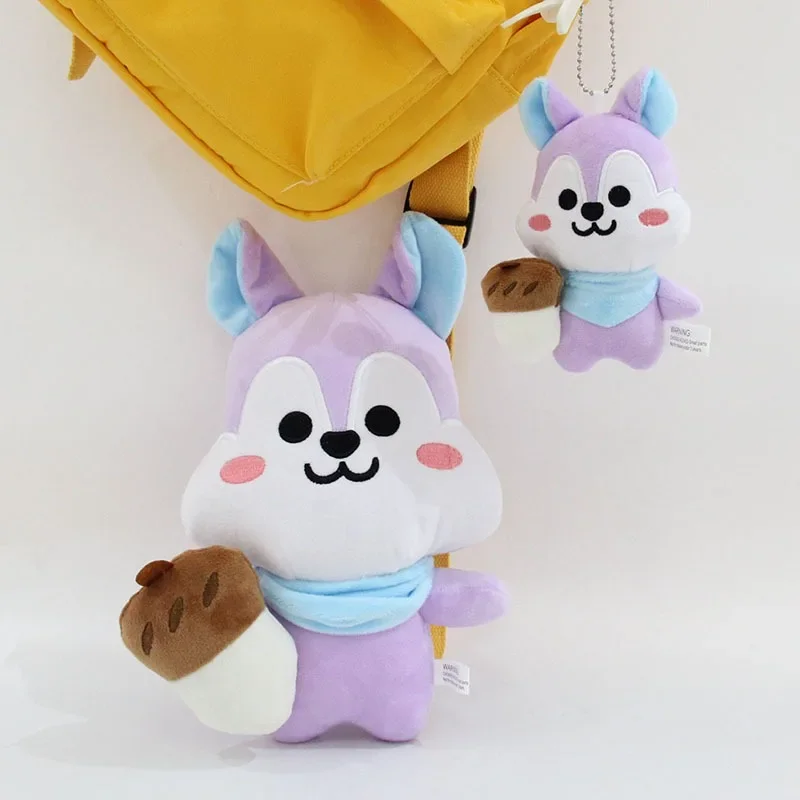 Porte-clés pendentif en peluche, combinaison de stars coréennes, pare-balles, JBathroom, numéro Zheng, poupée en étain, Kawaii, beurre, cadeau d'anniversaire, PE, Bt21