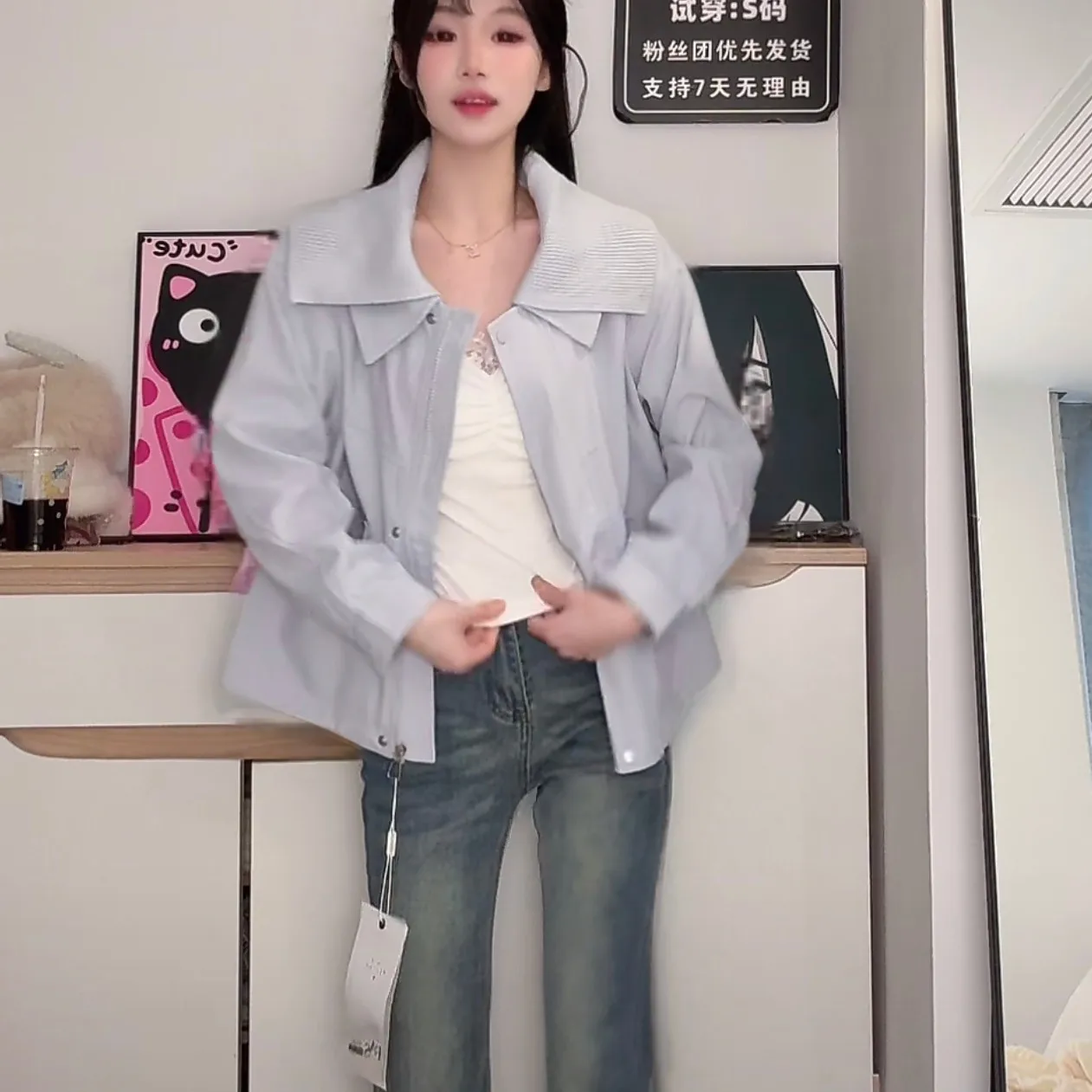 

Осенние женские куртки, короткие стеганые куртки с принтом, нагревательный материал, цветной верх, индивидуальный красивый зимний вид, ткань