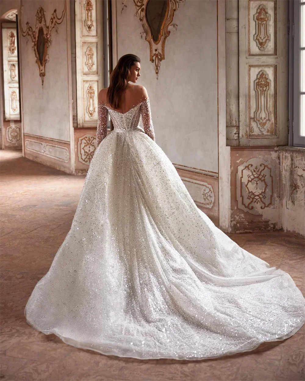 Luxury a Line Wedding Dresses Sexy Illusion Neck Long Sleeves Bridal Gown Graceful Beads Pearls Sequins Customized Best Seller