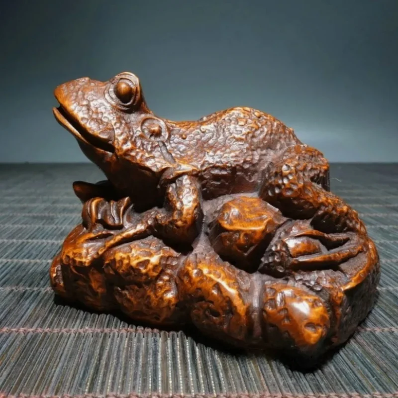 

China Boxwood Wood Carved Animal Fengshui Frog Wealth Auspicious Rich Statue