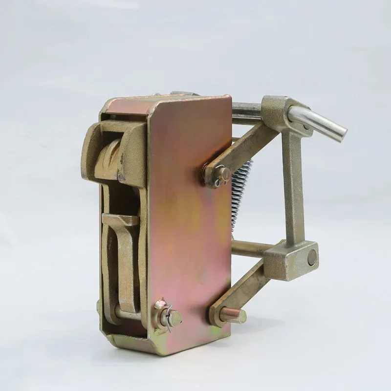 Fixation à bec d'aigle unique en métal