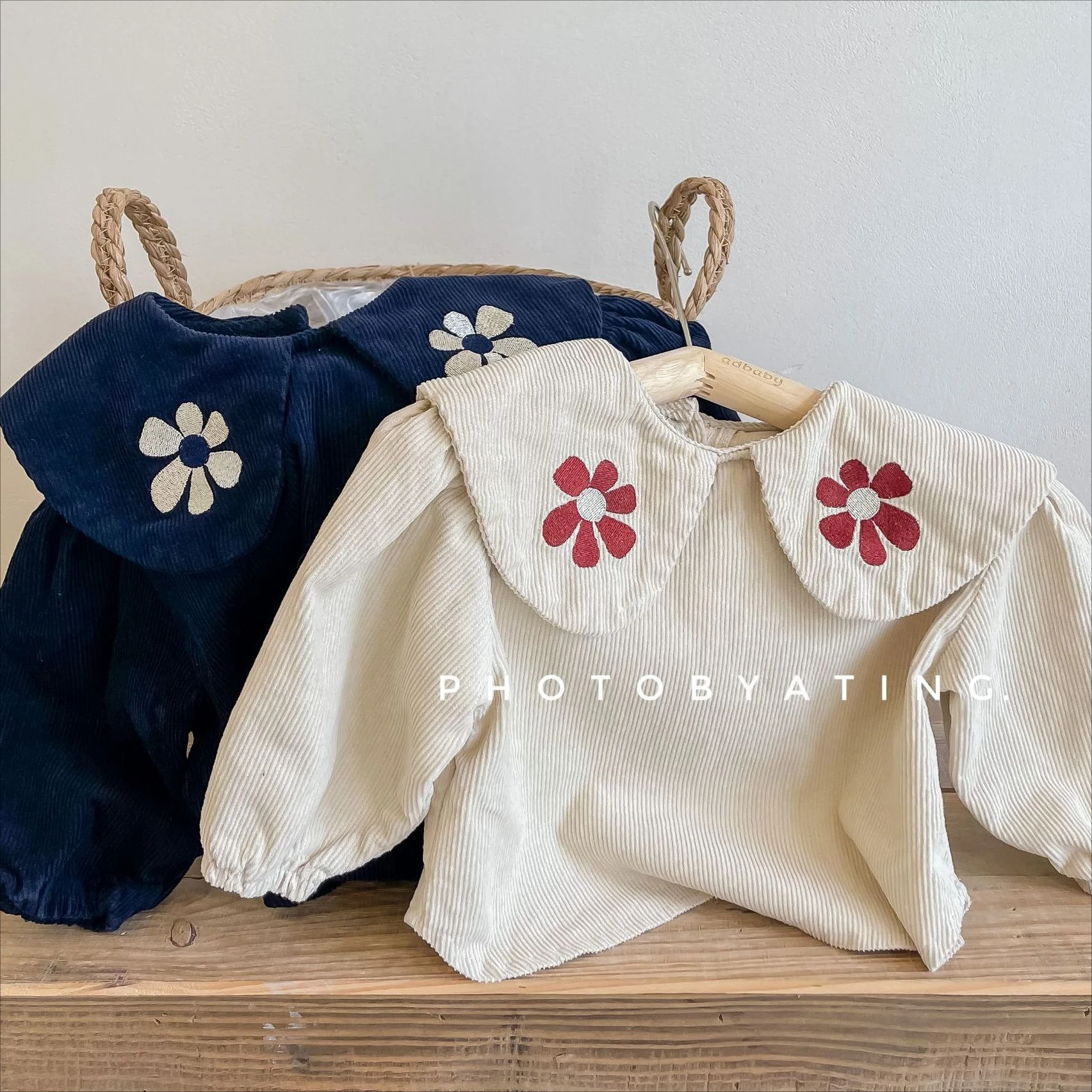 Girls Shirt 2025 Autumn New Childrens Clothing Korean Style Girls Baby Embroidery Bubble Sleeve Corduroy Shirt Casual Simple