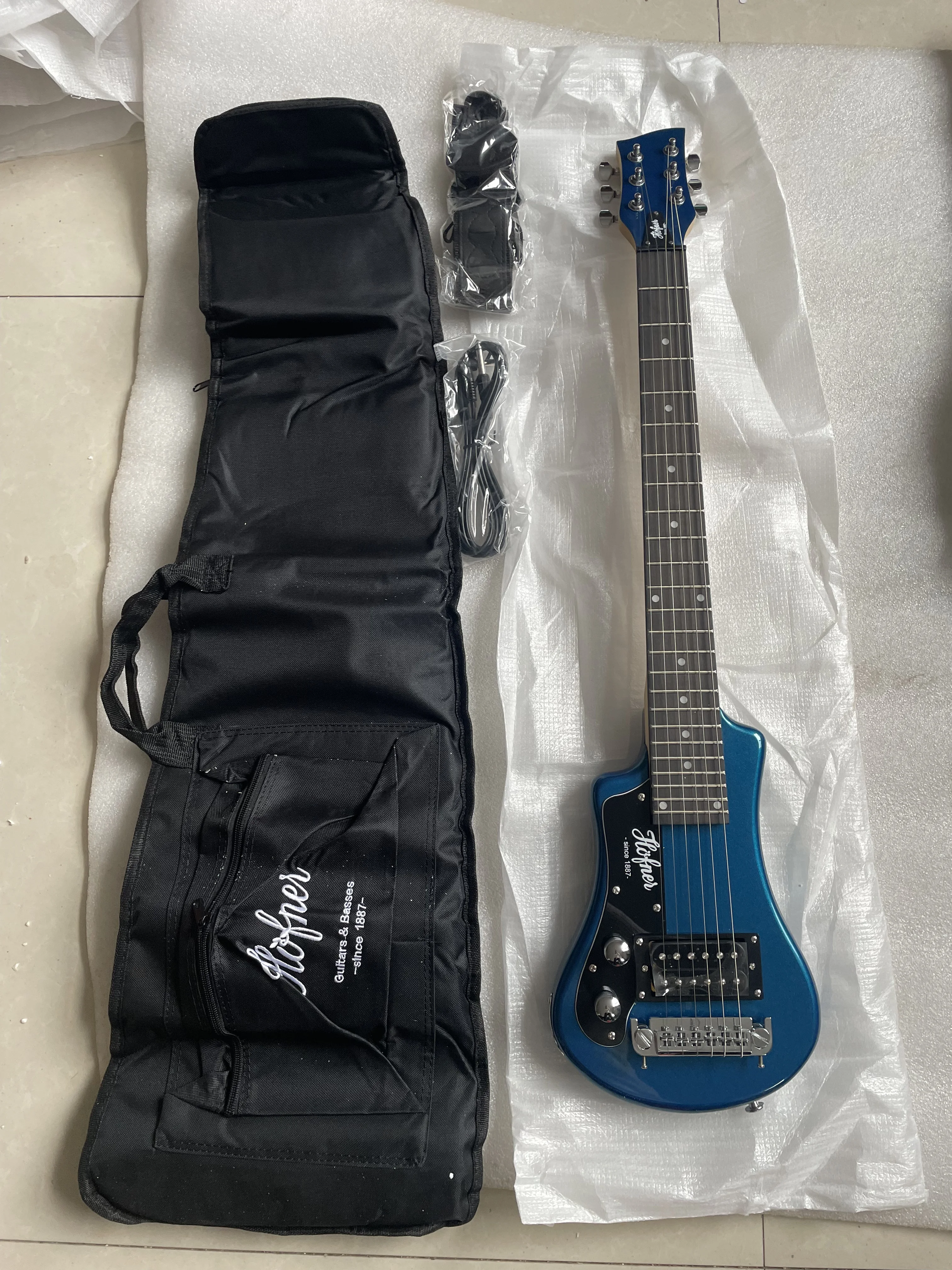 Creative Portable Mini Electric Guitar Travel Guitarra Practice Professional String Musical Instrument Left Handed Metal Blue