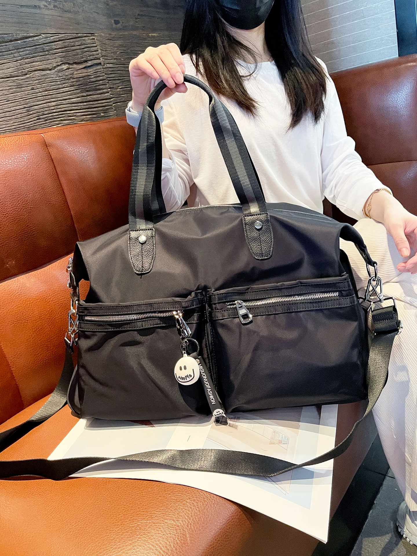 sac-de-sport-leger-et-impermeable-grande-capacite-sac-de-voyage-pour-femmes-sac-a-main-portable-sac-de-voyage-pour-courtes-voyages-d'affaires