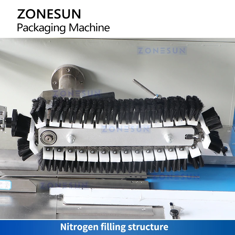 Zonesun ZS-ZB600W Vegetable Flow Wrap Packing Machine Horizontal Flow Wrapper HFFS Machine Pillow Packaging Machine
