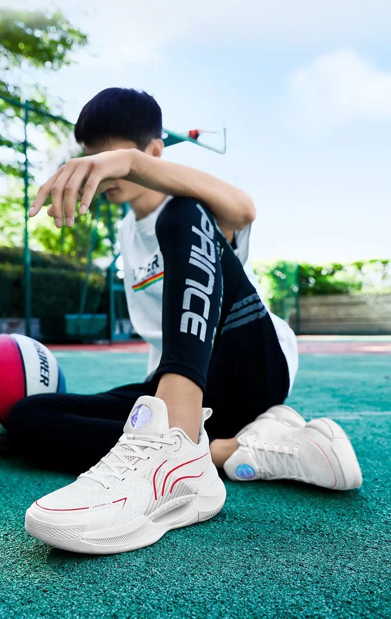 

New Couple Basketball Shoes Fashion Outdoor Sneakers Breathable Basketball Sneakers Shock Absorbing Training Shoes