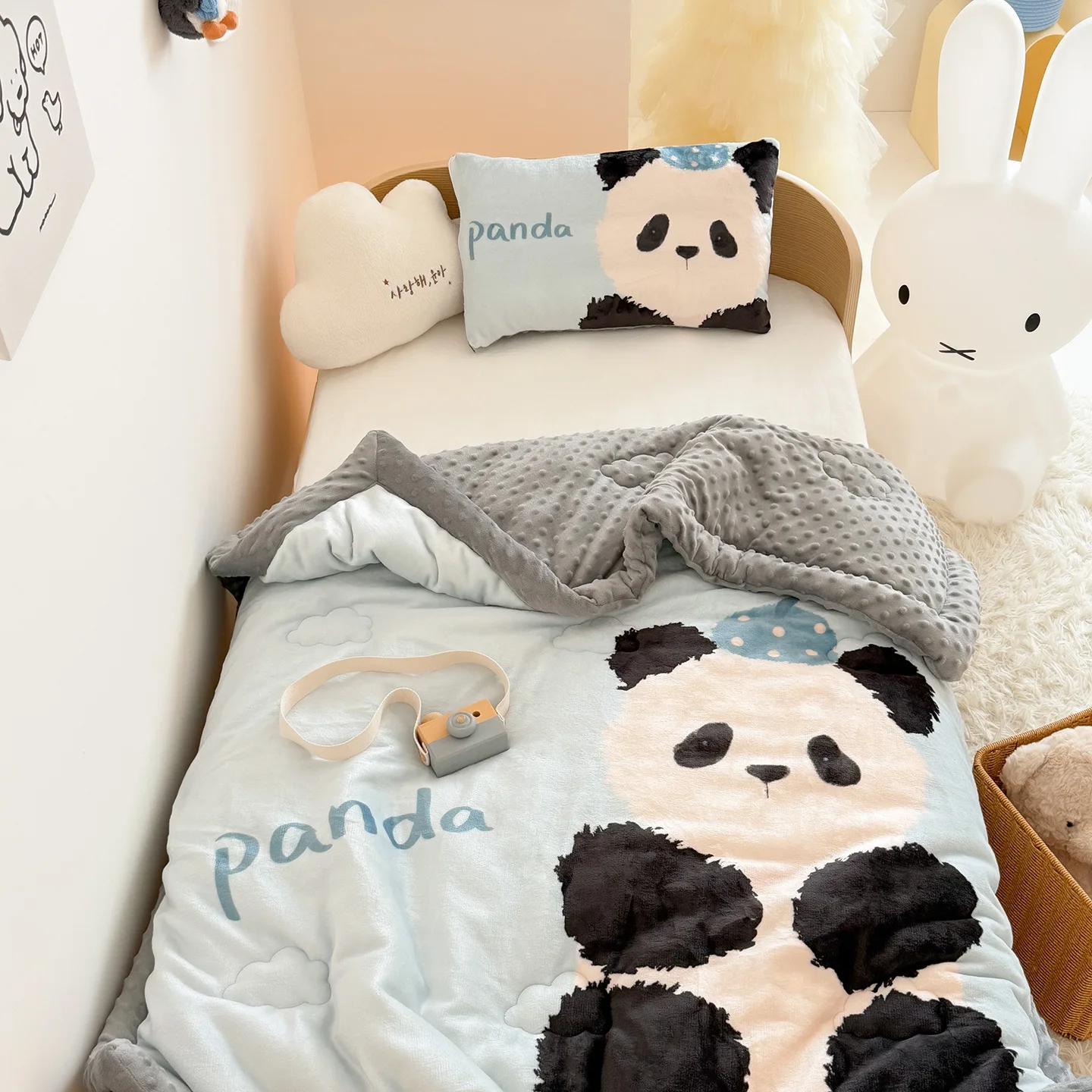 Double Sided Milk Velvet Bean Quilt, Cute Panda Pattern Kids Blanket, Soft Plush Baby Toddler Bedding, Cozy Nursery Comforter
