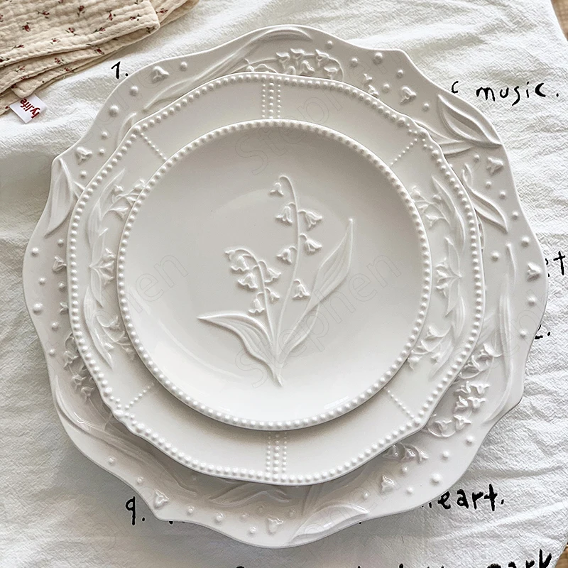 Relief Lily of The Valley Flower Ceramic Plate French Classic Relief Craft Cake Dessert Plate Afternoon Tea Bread Dish Tableware