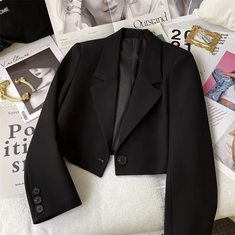 Frauen neue einfarbige kurze Blazer Büro Dame Single Button Blazer Frühling Herbst lose lässige Pendel jacken schicke Jacken