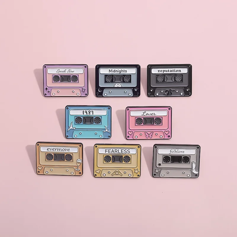 Creative Music Tape Metal Brooch Cry Baby Daydream Midnights Hope World Rainbow Vibes 1989 Vintage Tape Badge Punk Pins Jewelry