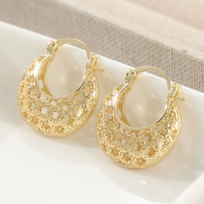 Klassische, einfache, geometrische kleine Creolen für Damen, goldfarben, hohles sechseckiges Muster, Ohrringe, Schmuck, Hochzeit, Party