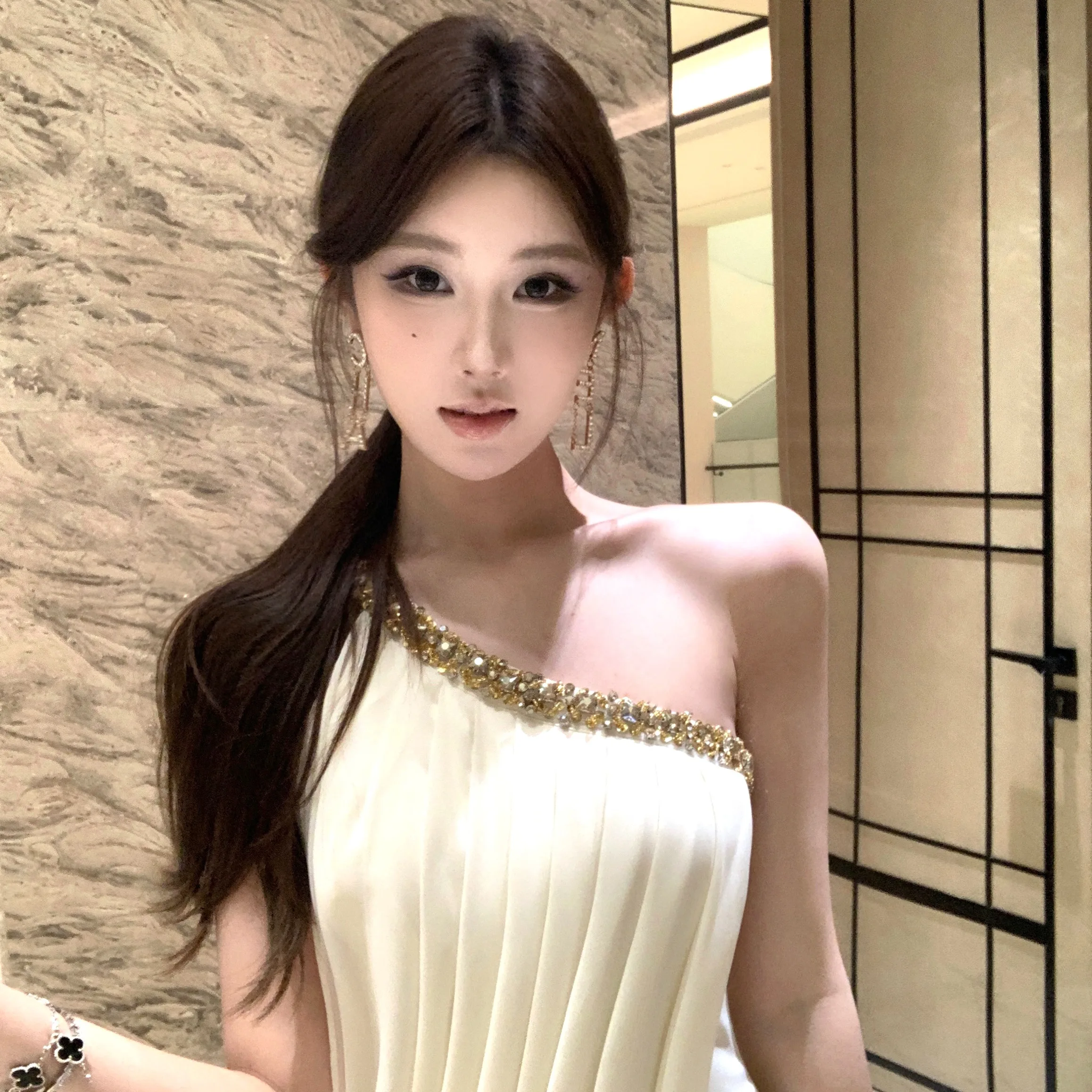 Ele ort iny saia de cetim sexy oulder cintura cortada cinched bodycon verão nova chegada chinês faion feminino dr