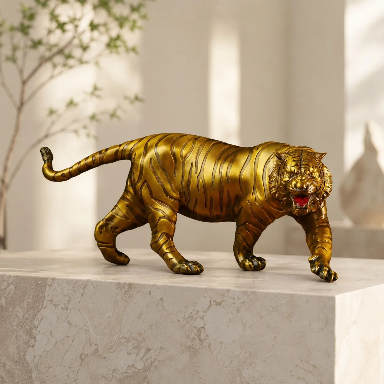 Handcrafted Solid Brass Realistic Tiger Statue for Chinese Feng Shui Home Living Room Office Desk Decor Gift Ornament