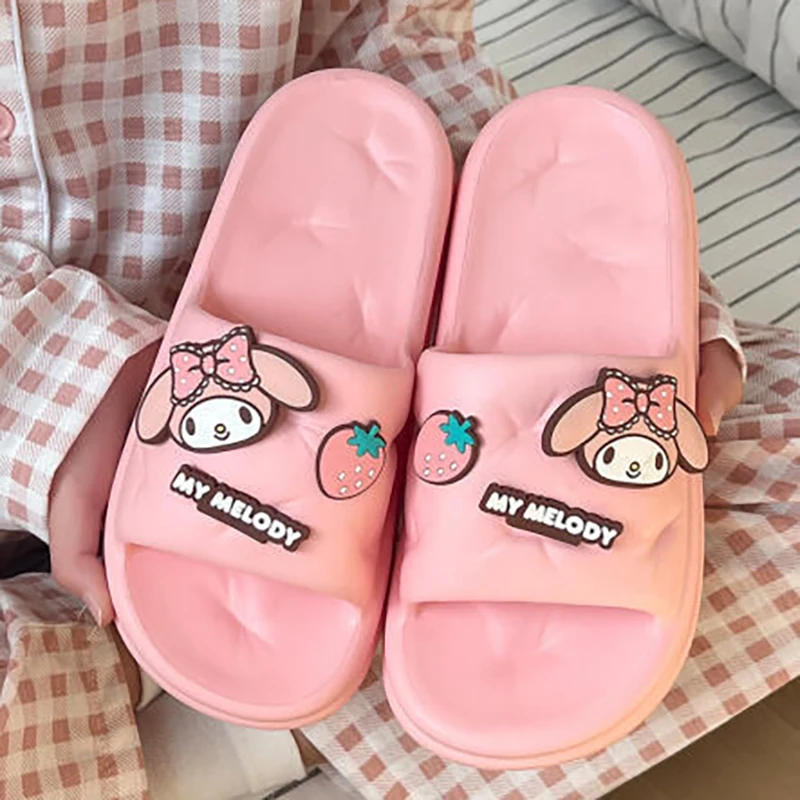 Sanrio Hello Kitty Slippers Shoes Cute Kuromi Cinnamoroll My Melody Women Summer Non Slip Bathroom Shower Slippers Beach Shoes