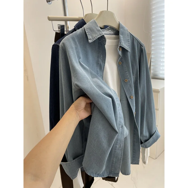 

Новая однобортная светло-темно-синяя джинсовая рубашка, женская весенне-осенняя лаконичная рубашка в стиле ретро с длинными рукавами, повседневное пальто