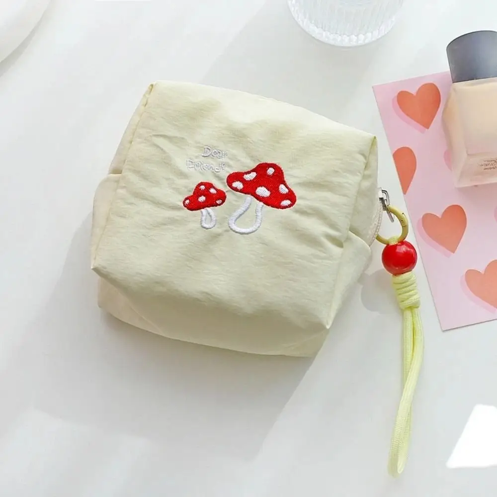 Mushroom Shaped Makeup Bag Multi-Purpose Large Capacity Women's Fabric Clutch Portable Versatile Coin Purse Data Cable Storage
