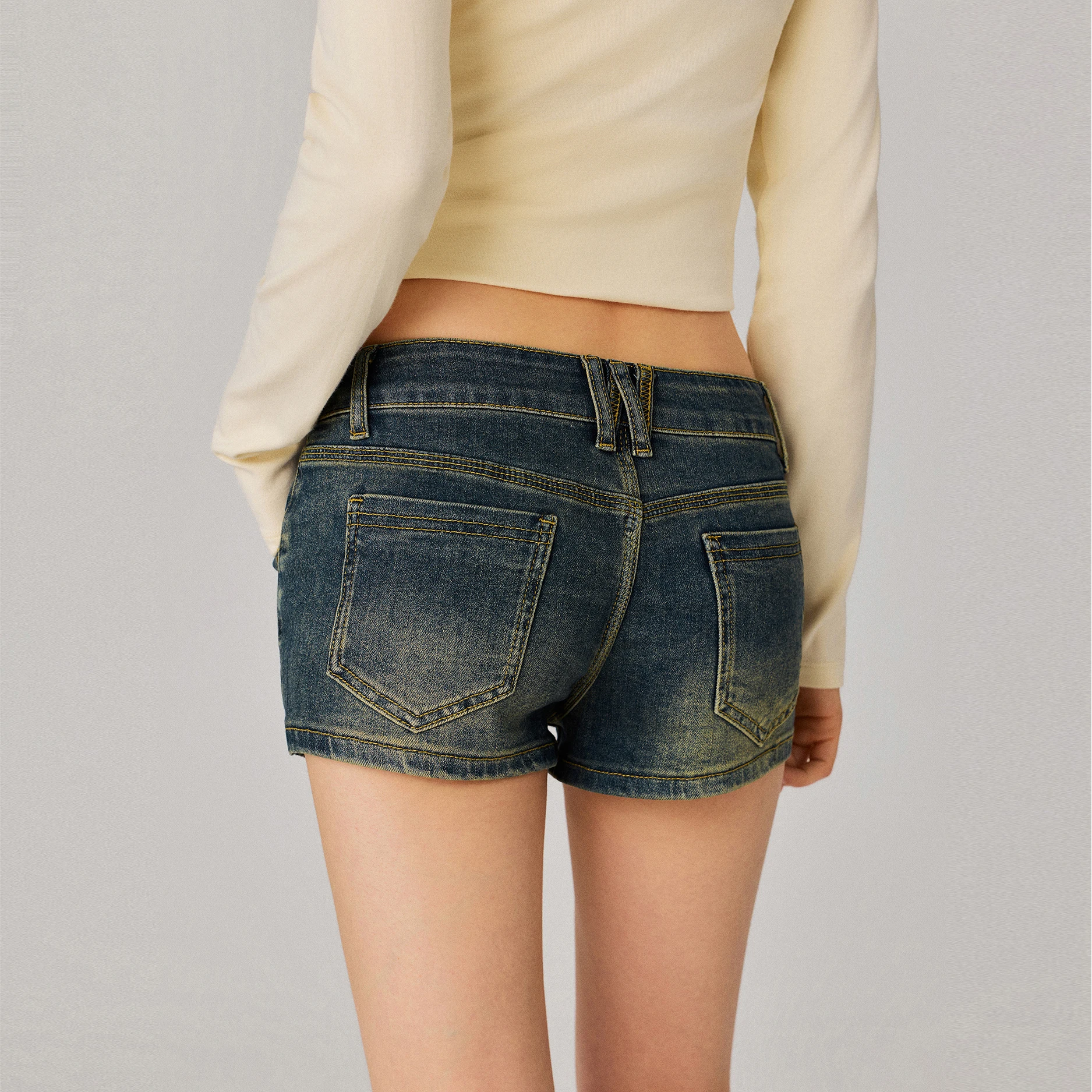 YESCCI Autumn New Women's Shorts Y2K Vintage Washed Mid Rise Denim Shorts Slim Hot Studded Denim Pants Street Outfits Y726091006