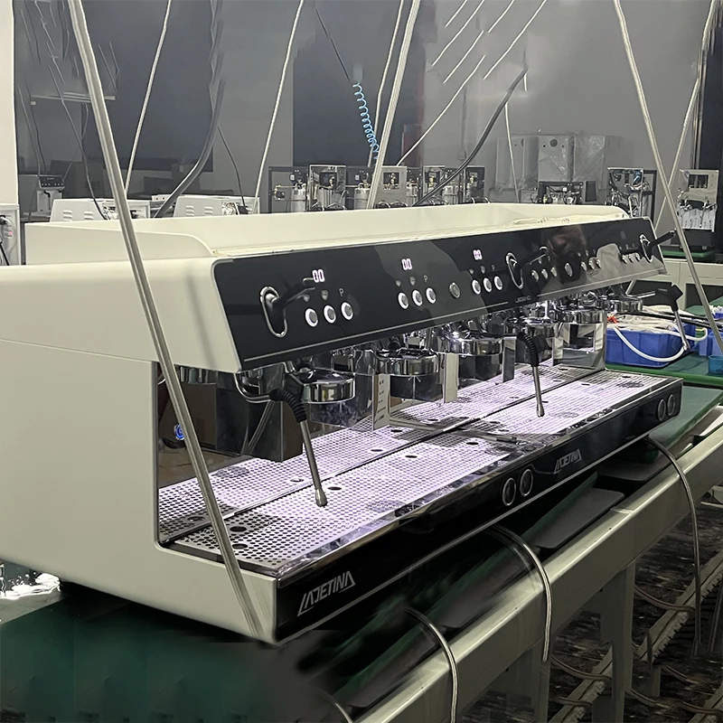 Profesjonalny, programowalny, – Commercial Coffee Machine 3 Group recenzja i cena